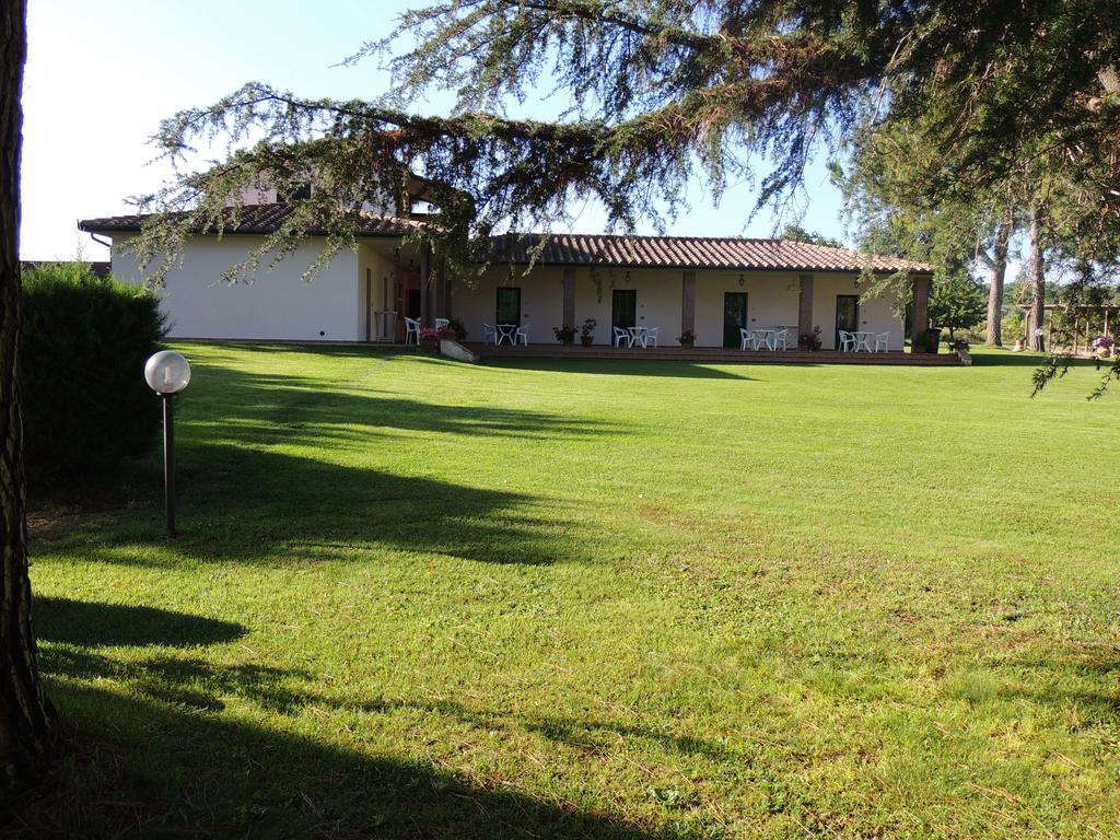 Agriturismo Valle Martina ซาตูร์เนีย ภายนอก รูปภาพ