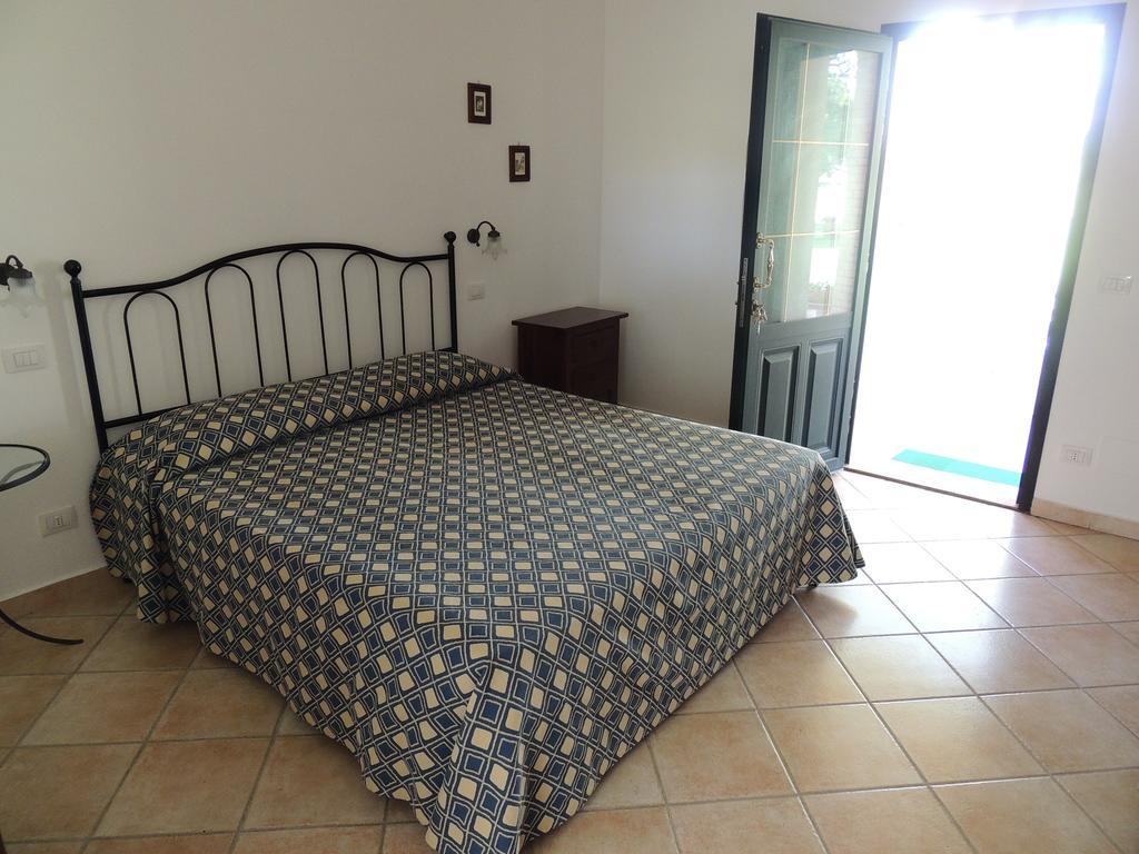 Agriturismo Valle Martina ซาตูร์เนีย ห้อง รูปภาพ